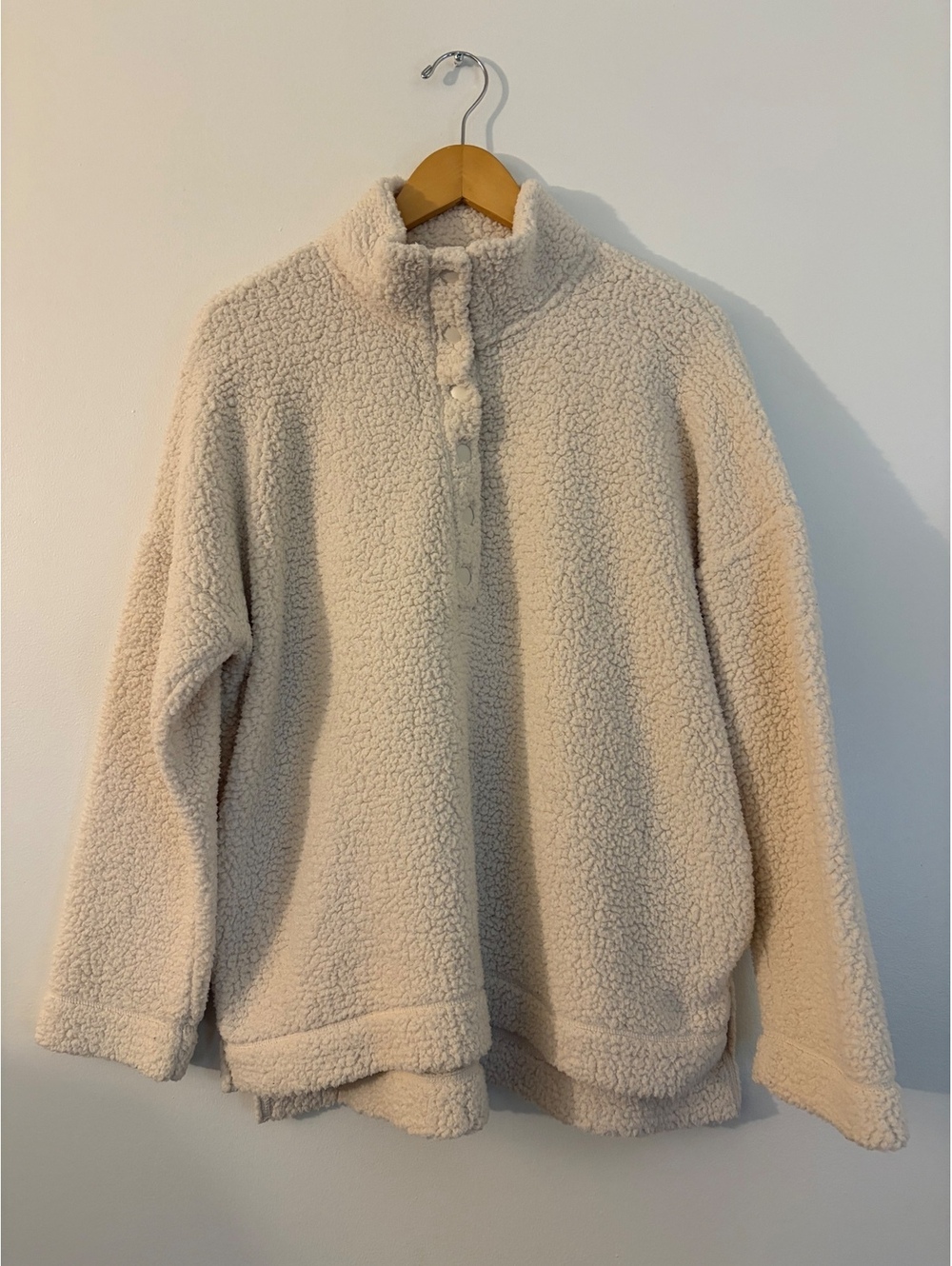 Aerie Women's Cream Sherpa Pullover Fleece Sweatshirt Size M